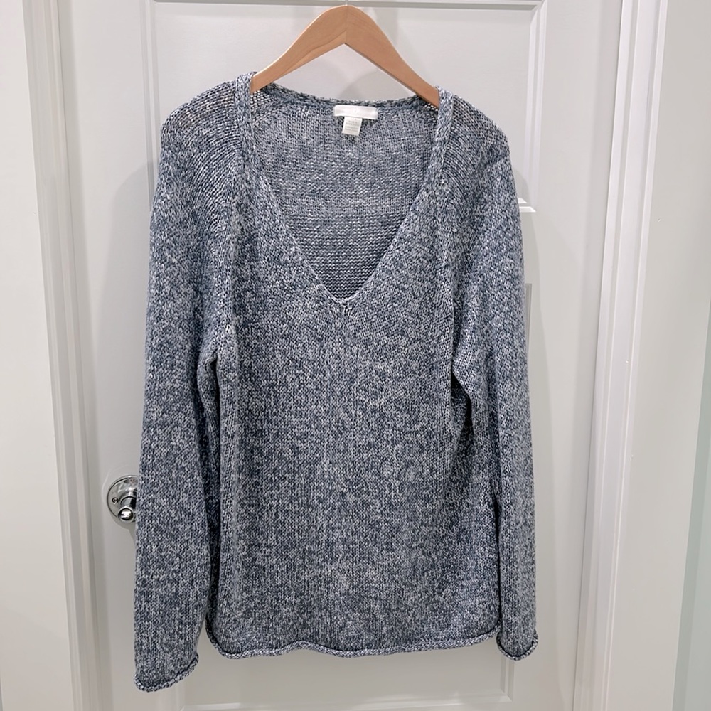 H&M white and blue braided pattern sweater
